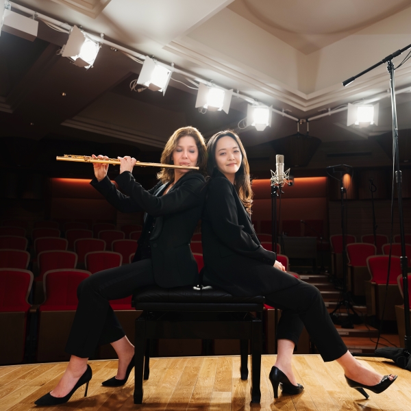 フランス国立管弦楽団首席フルート奏者シルヴィア・カレッドゥ